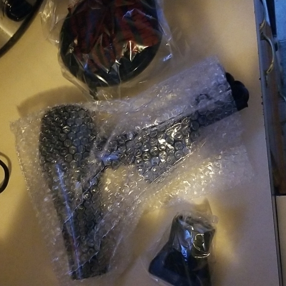 CHI Hair Dryer - Picture 8 of 9